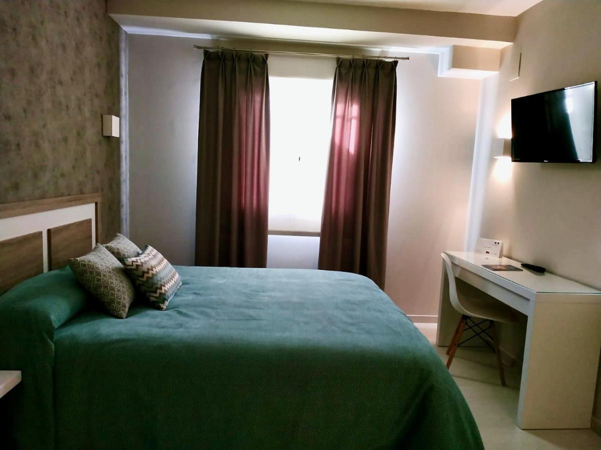 Hotel Los Conejos Mora Zewnętrze zdjęcie